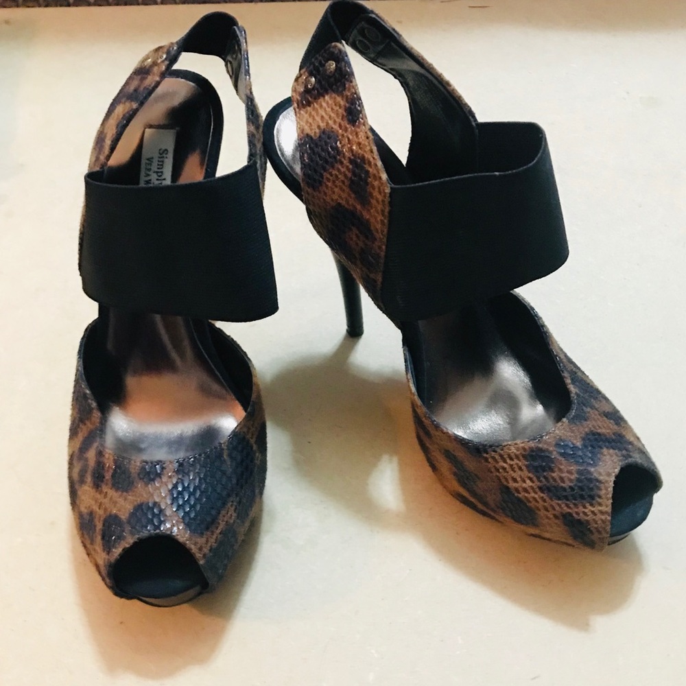Sassy Heels - Picture 3 of 3